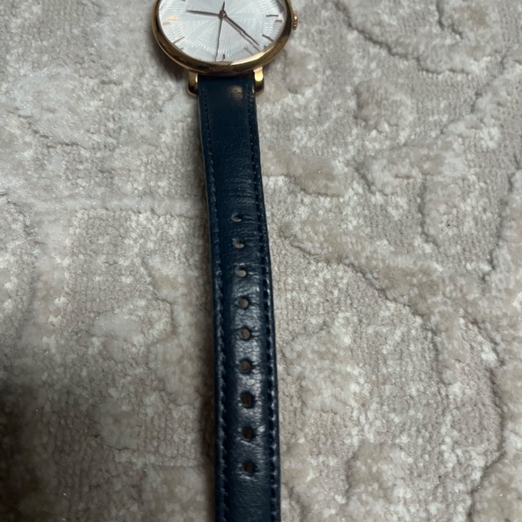 Fossil Watch - Picture 4 of 6
